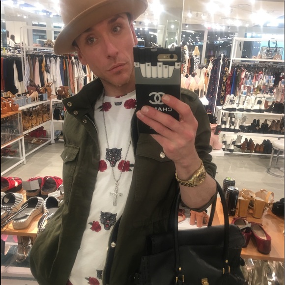 Meet your Posher, Ryan - Picture 1 of 1